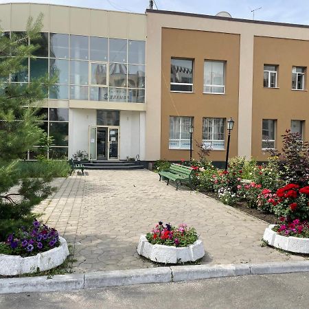 Dinamo Hotel Kharkiv Eksteriør bilde