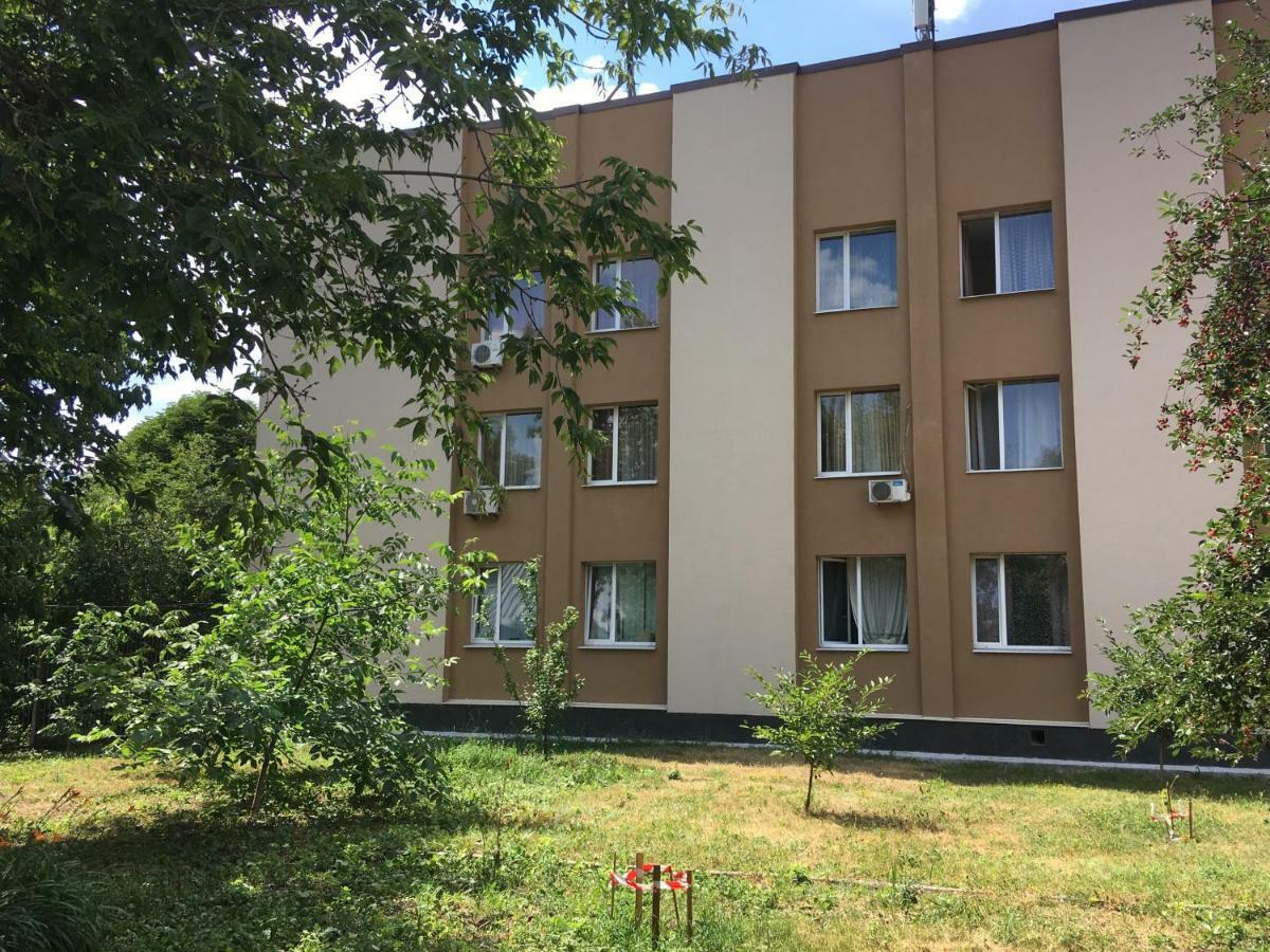 Dinamo Hotel Kharkiv Eksteriør bilde